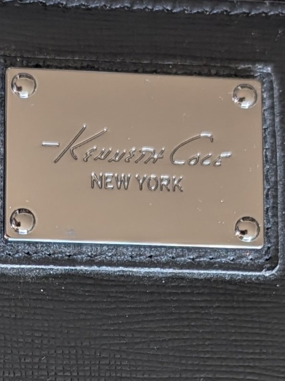 Kenneth Cole Wristlet Wallet. Black Leather. Like New.